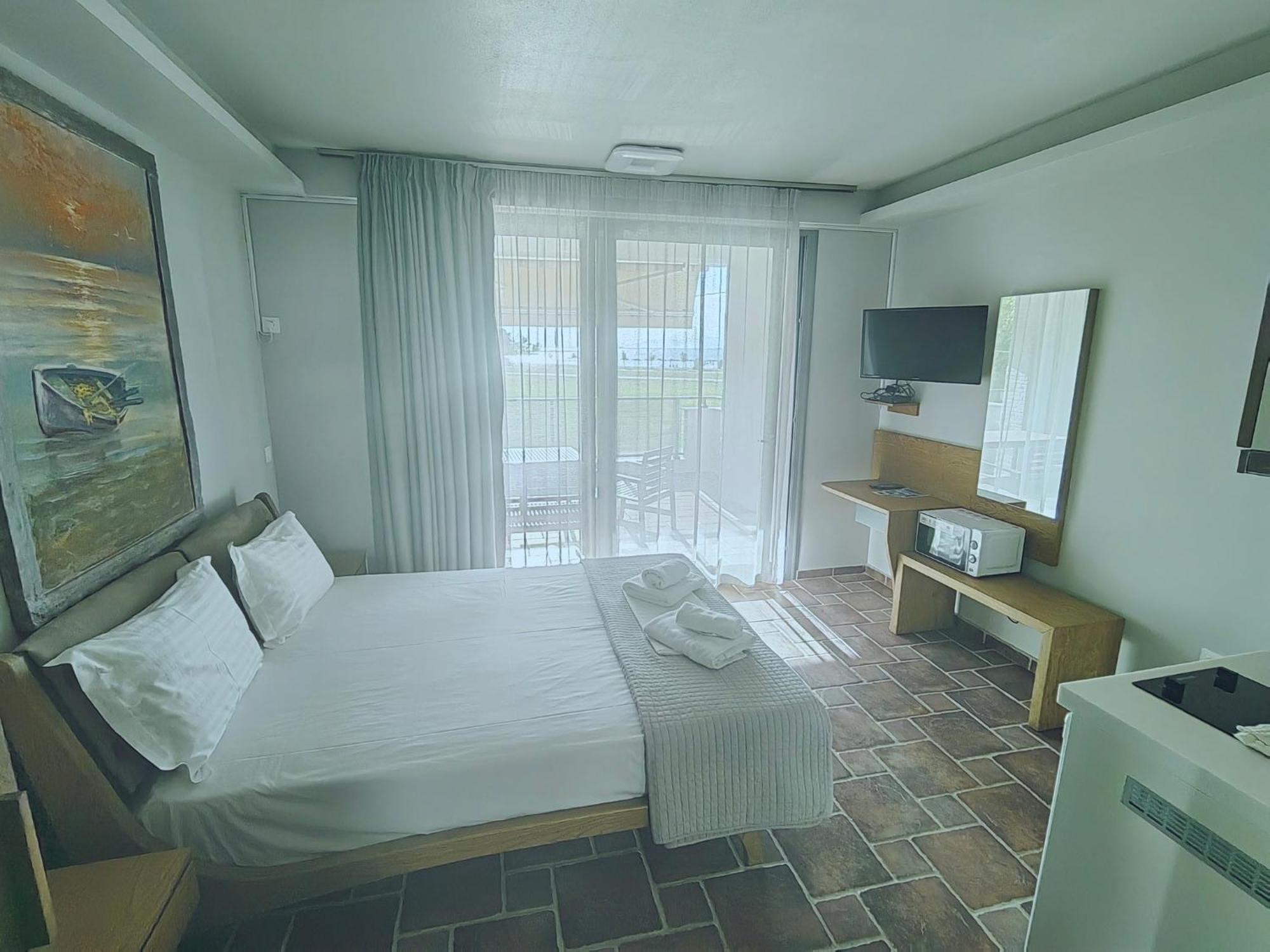 Bella Vista Apartments Keramoti Kültér fotó